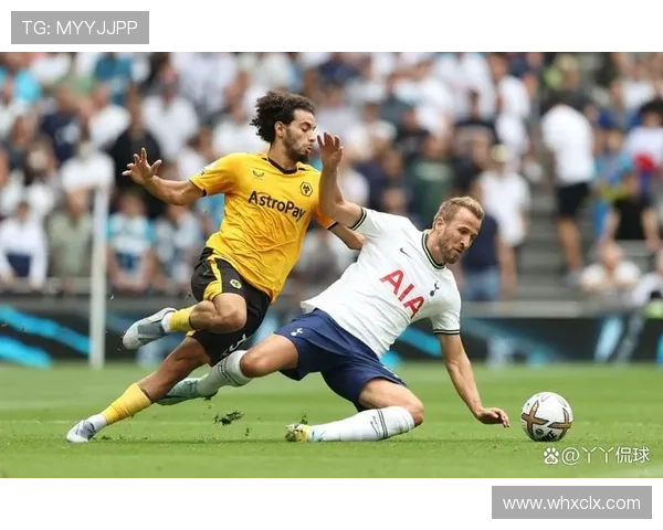 狼队迎战热刺，英超争夺战将展现球队竞争力增强的态势